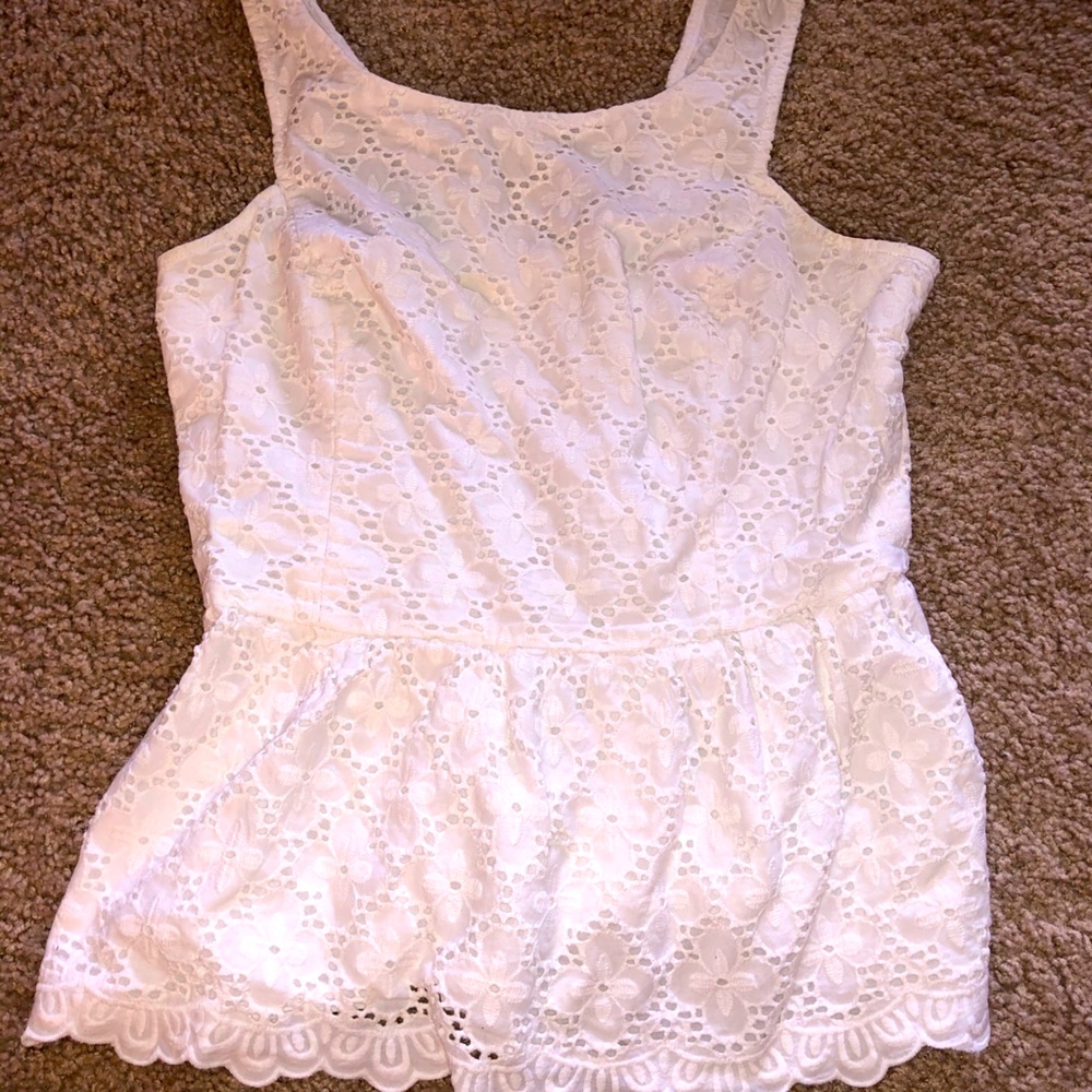 Lilly Pulitzer white lace top